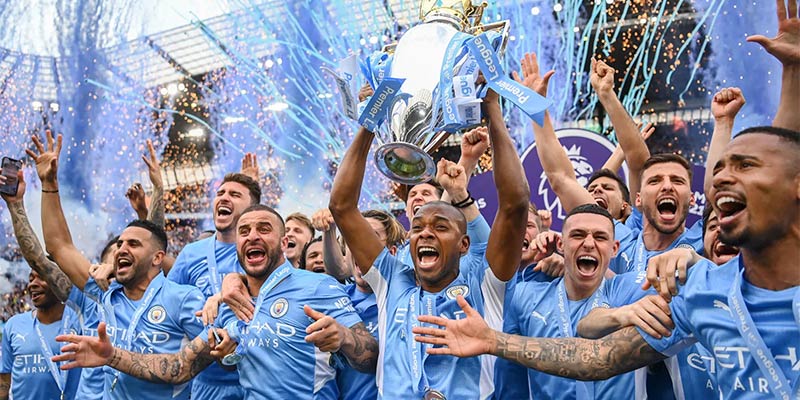 Manchester City: Từ Vô Danh Thành CLB Số 1 Nước Anh 6 Tìm hiểu tổng quan về Manchester City - một trong những CLB mạnh nhất thế giới hiện nay